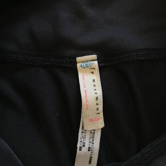 FREE PEOPLE Black High Rise Leggings - size XS - Picture 5 of 5